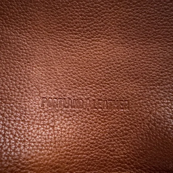 NWT Portland Leather Goods Oversized Naomi Durango Shoulder Bag - Picture 5 of 5